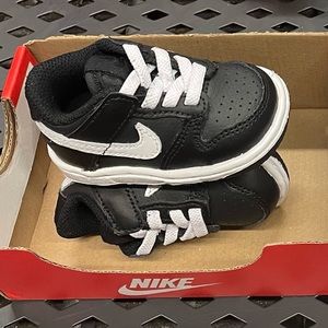 Baby Nike Dunks *NEW*